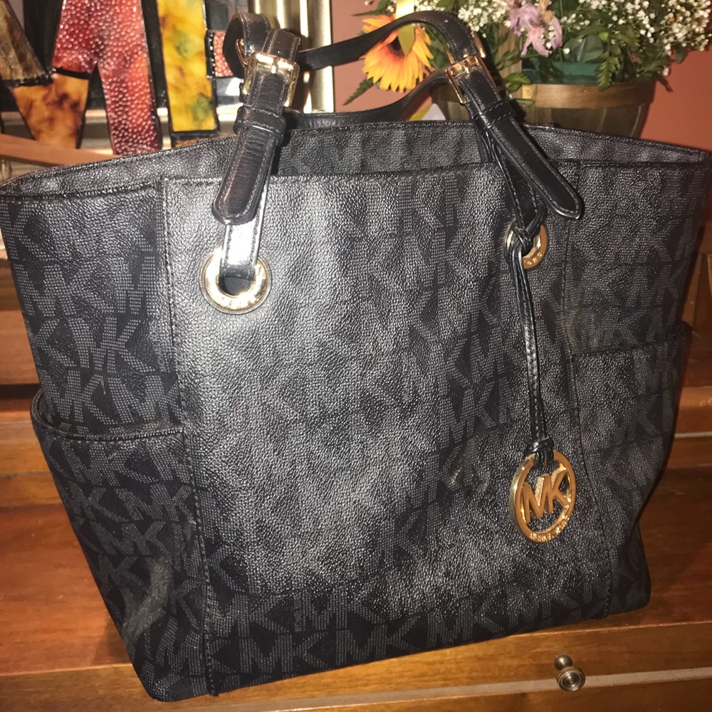 Michael Kors bag